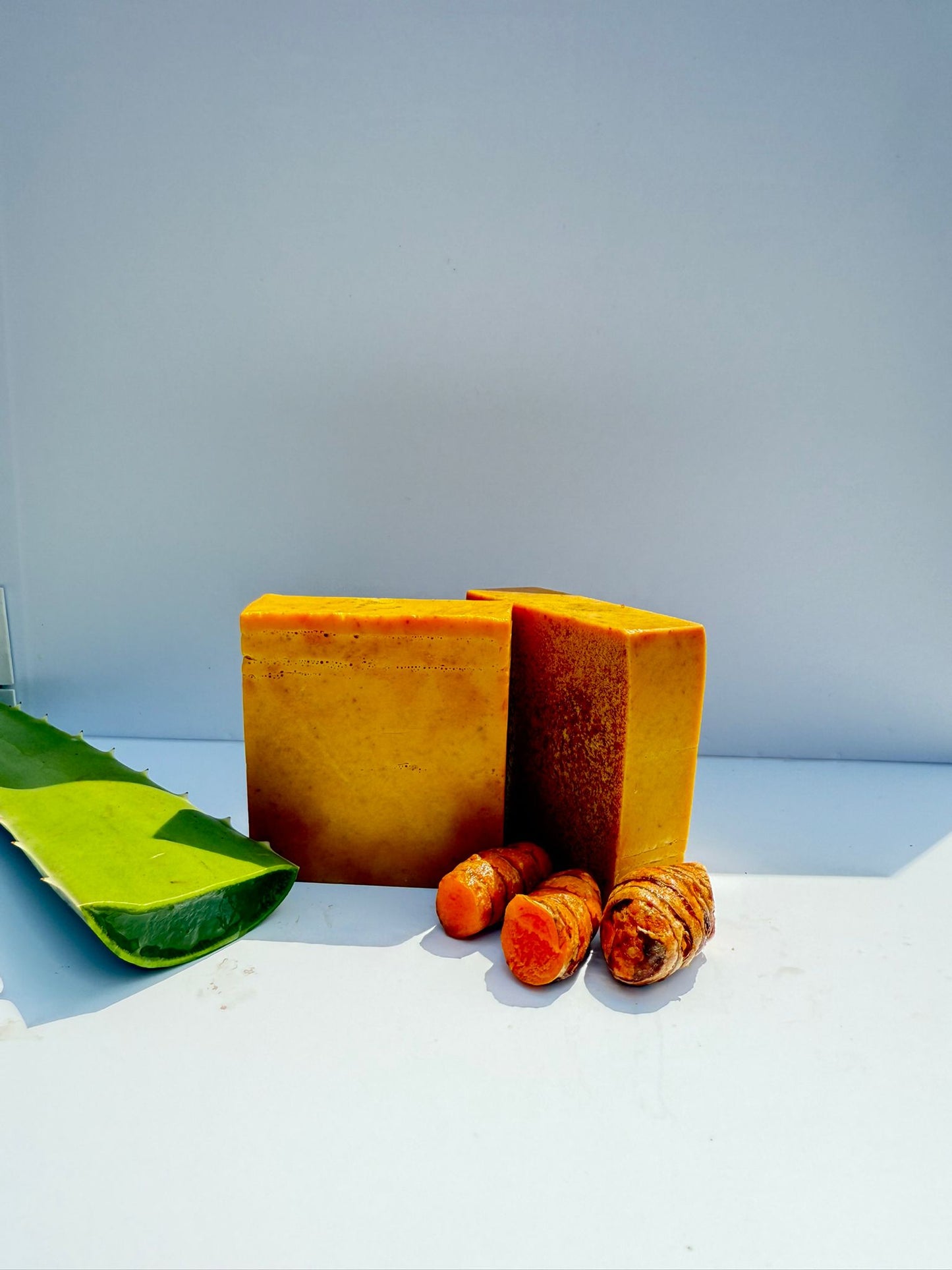 Turmeric SeaMoss Aloe Vera Brightening face/Body soap for acne & Dark mark Removal - hydration & Smoothing